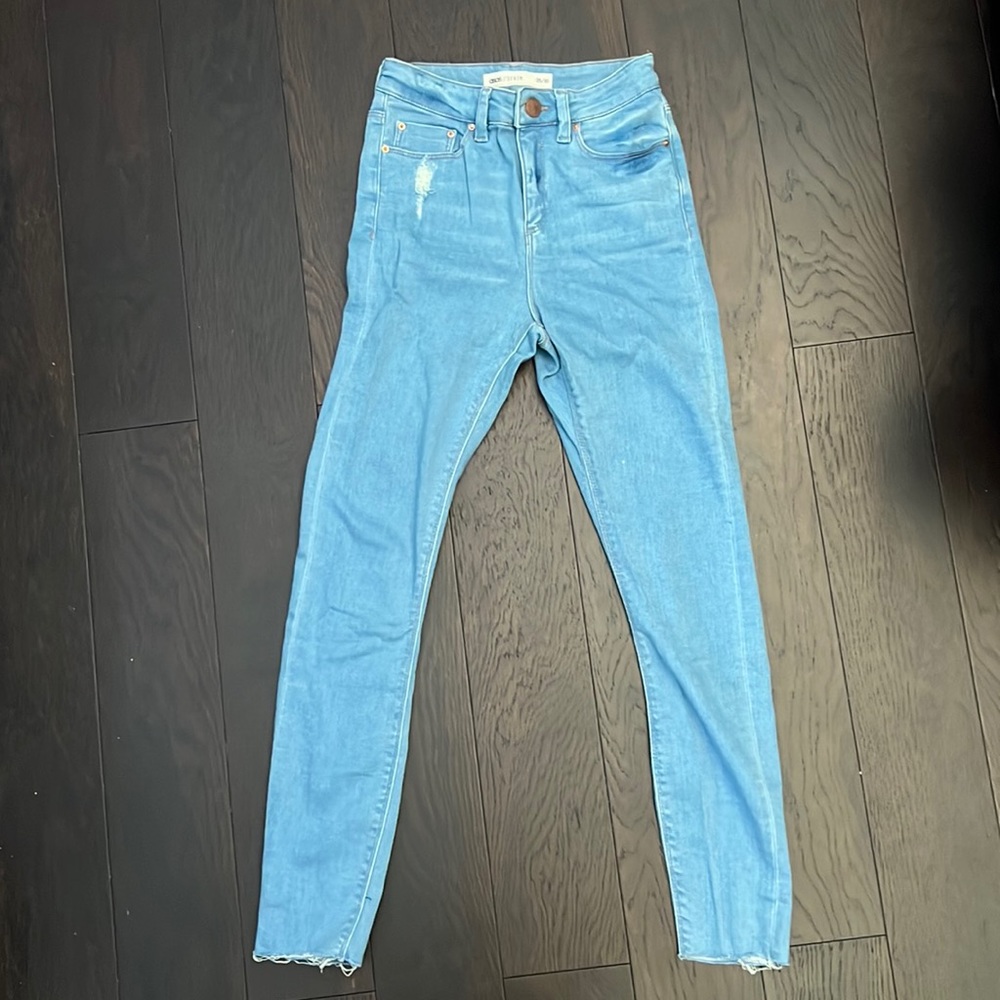 ASOS Ridley High Waist Skinny Jeans Bright Wash with Stepped Hem / W25 L30